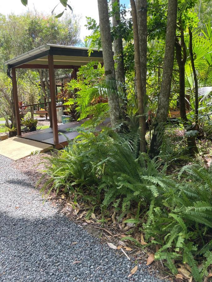 Kin Kin Cottage Retreat エクステリア 写真