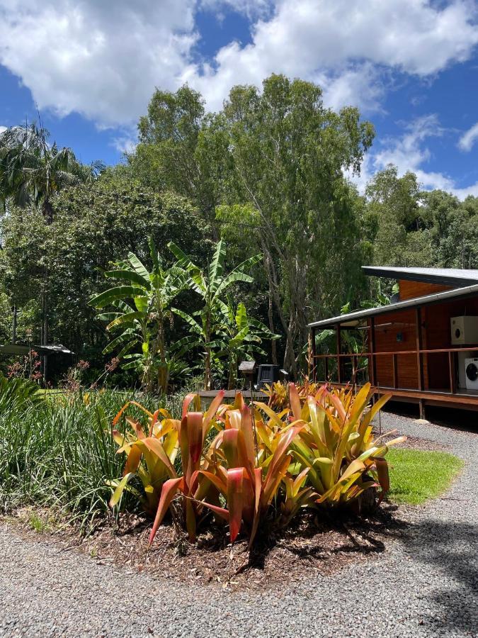 Kin Kin Cottage Retreat エクステリア 写真